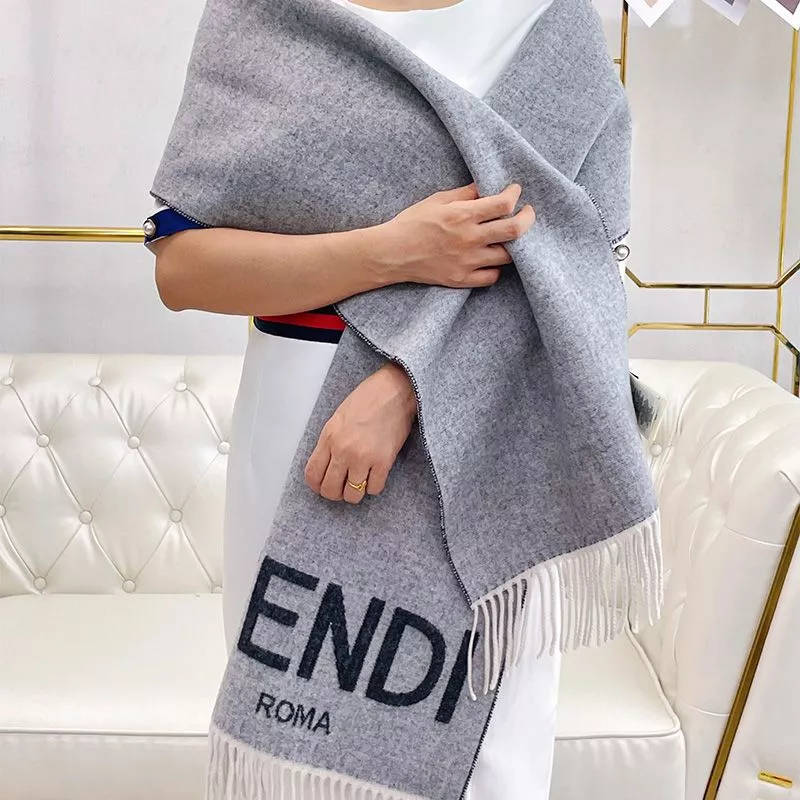 Affordable Fendi Roma Logo Scarf In Cashmere and Wool Grey 0112