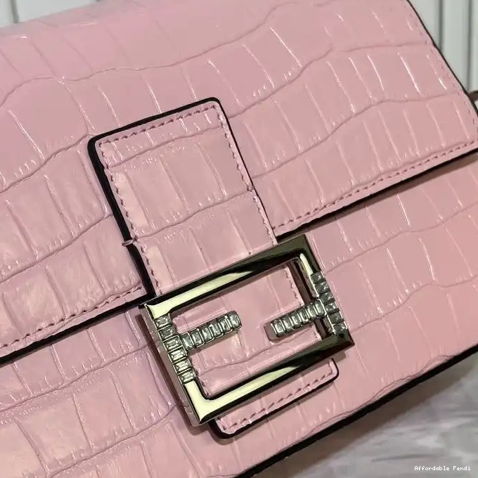 Affordable Affordable Crocodile Pink Leather Medium In Baguette Fendi Bag Tiffany 0215