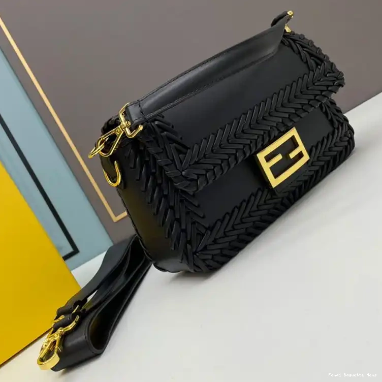 Affordable Affordable Fendi Stitching Medium Baguette In Leather Black Bag 0215