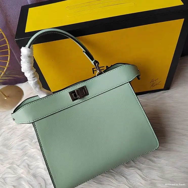 Affordable Affordable In Petite Bag Nappa Green Fendi ISeeU Peekaboo Leather 0226