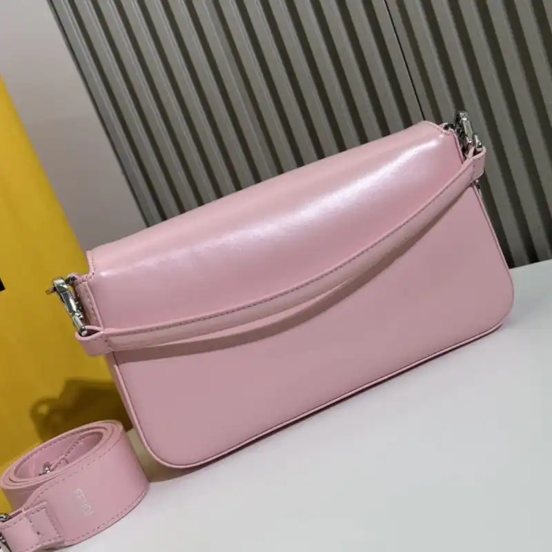 Cheap Affordable Fendi Medium Baguette Bag In Tiffany Smooth Leather Pink 0204