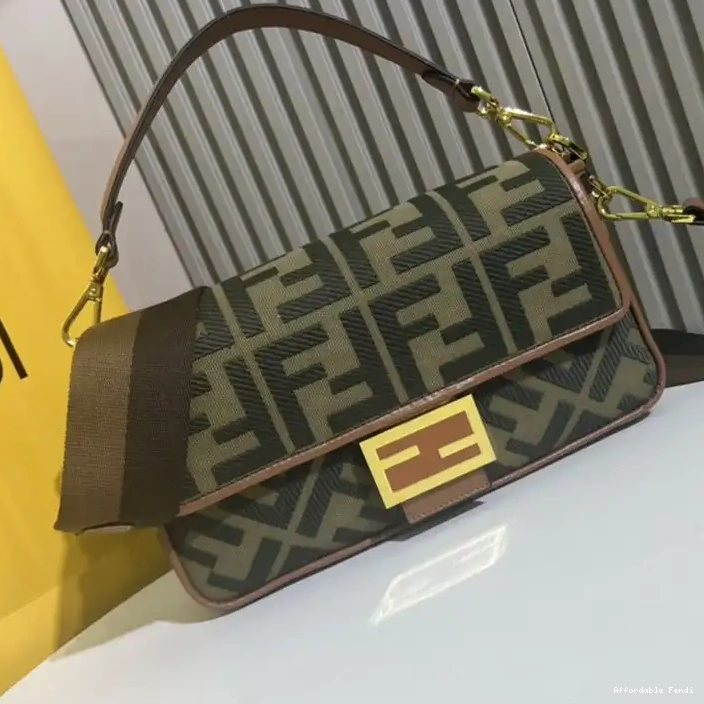 Cheap Affordable Bag Medium Green Canvas Baguette In Motif FF Fendi 0214