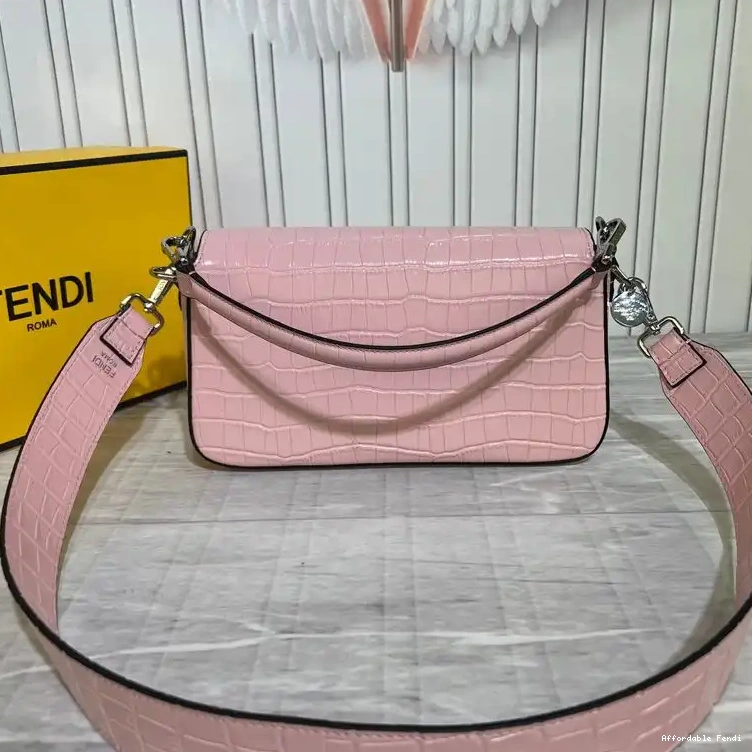 Affordable Affordable Crocodile Pink Leather Medium In Baguette Fendi Bag Tiffany 0215