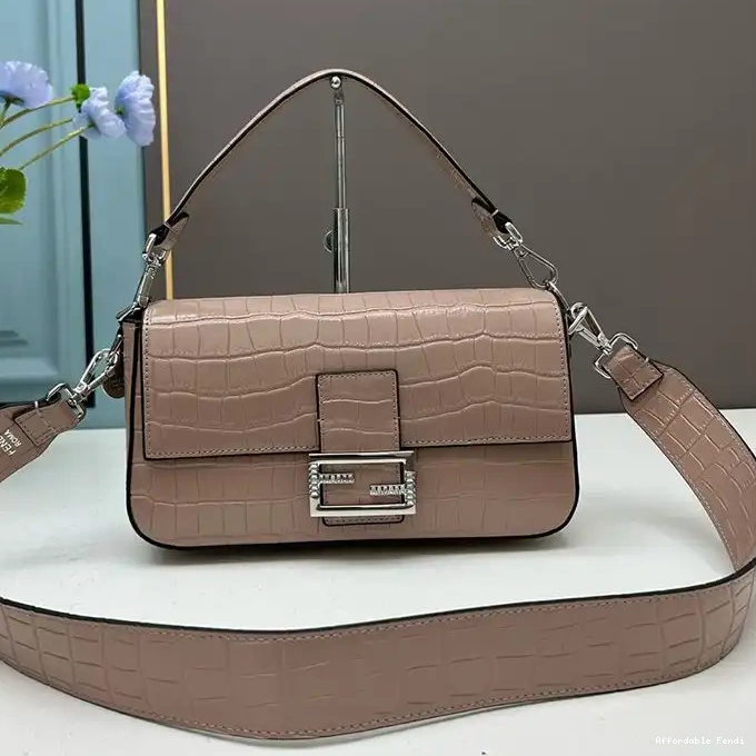 Affordable Affordable Baguette Leather Crocodile Bag In Fendi Apricot Re-Edition Medium 0219