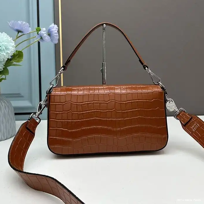 Affordable Affordable Bag In Brown Crocodile Fendi Baguette Re-Edition Medium Leather 0213