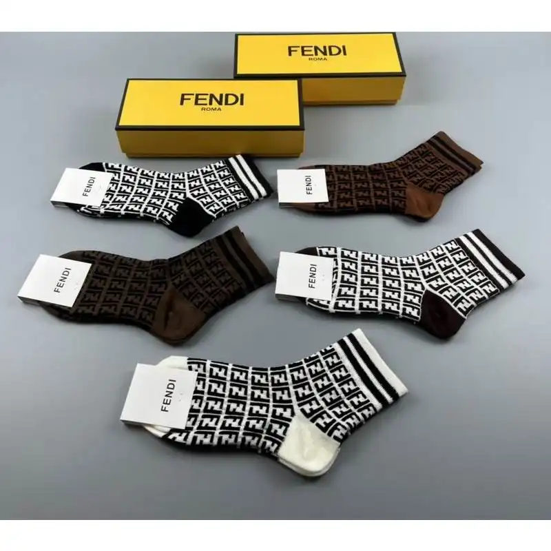 Cheap Affordable Fendi Socks Set 011903 0202